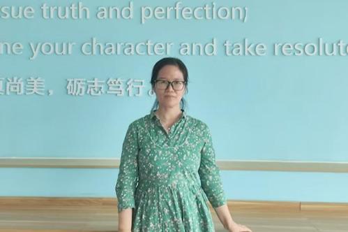 费宛嘉.jpg